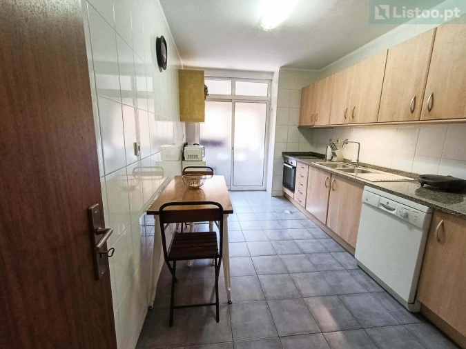 Apartamento T3 para Venda em Santa Marinha e São Pedro da Afurada Foto 4