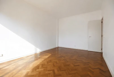 Apartamento T3 para Venda em Avenidas Novas