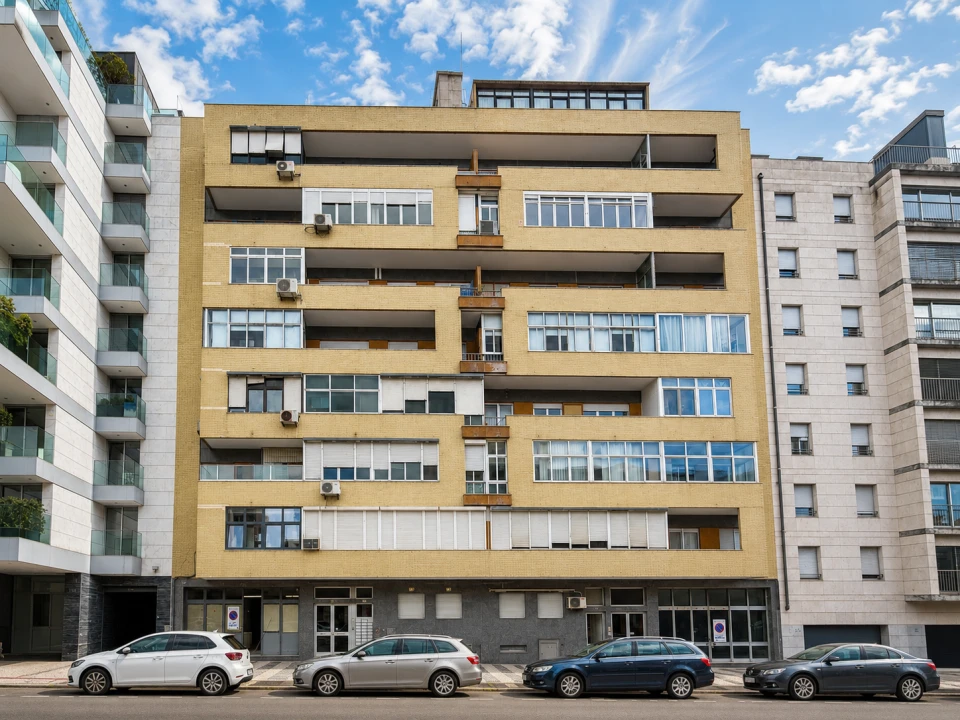 Apartamento T3 para Venda em Avenidas Novas Foto 1