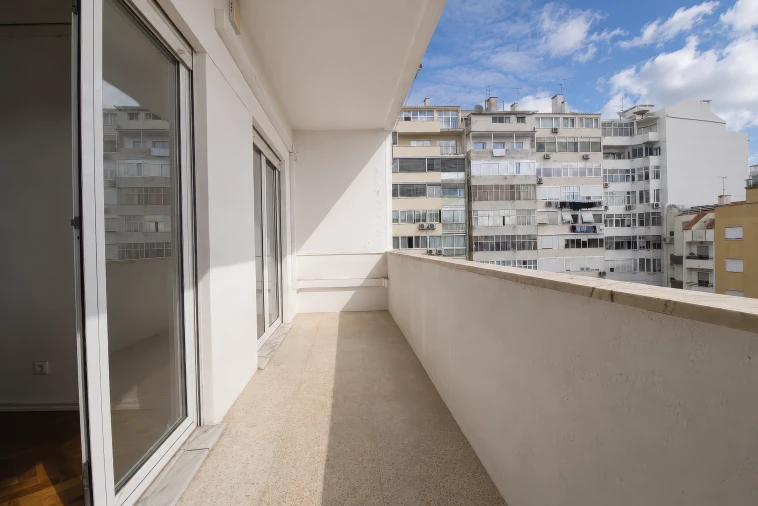 Apartamento T3 para Venda em Avenidas Novas Foto 18