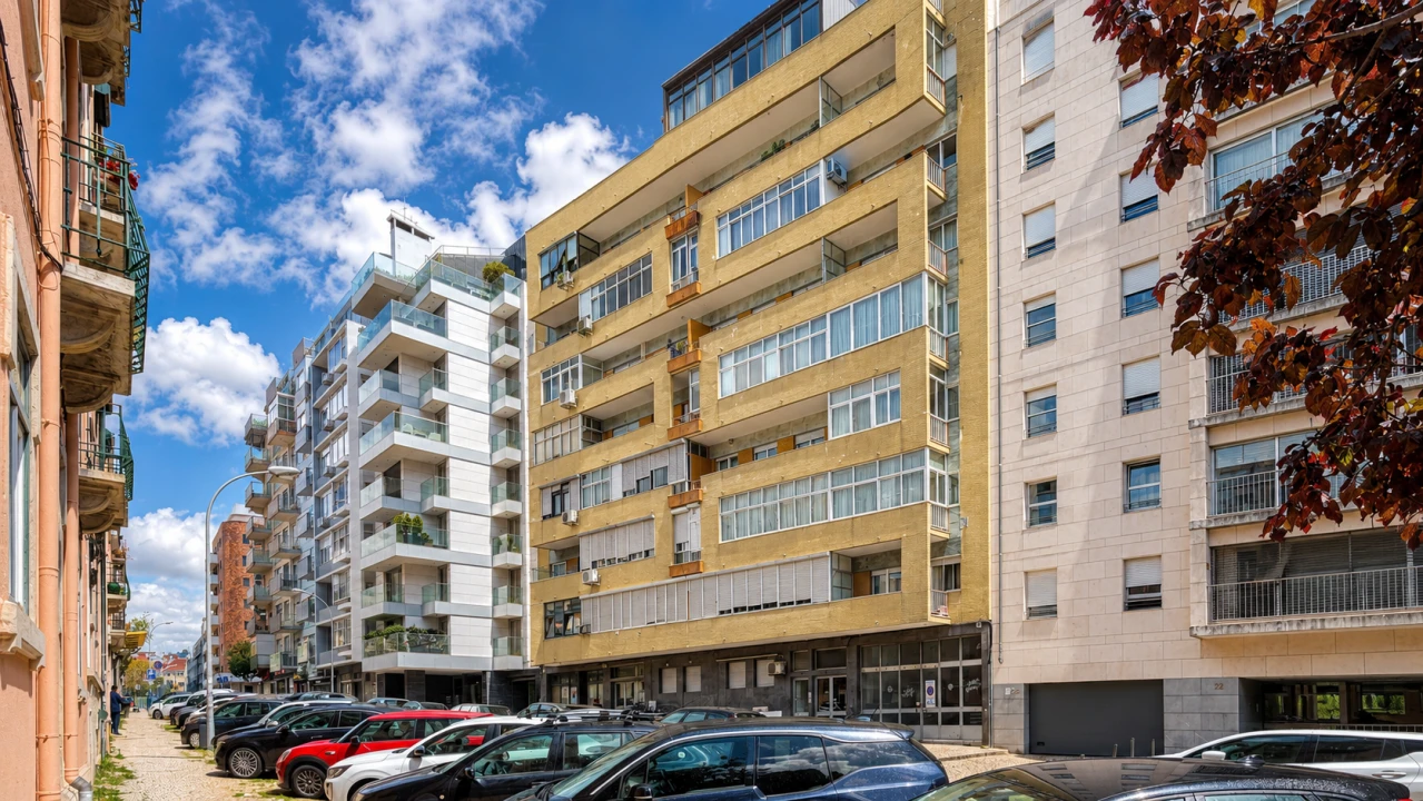 Apartamento T3 para Venda em Avenidas Novas Foto 2