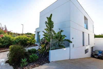 Moradia T4 para Venda em Tavira (Santa Maria e Santiago)