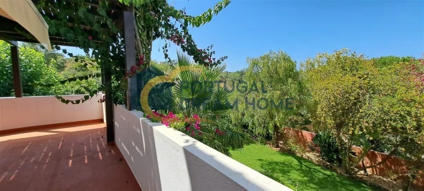 Moradia T7 para Venda em Ferragudo