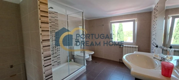 Moradia T7 para Venda em Ferragudo