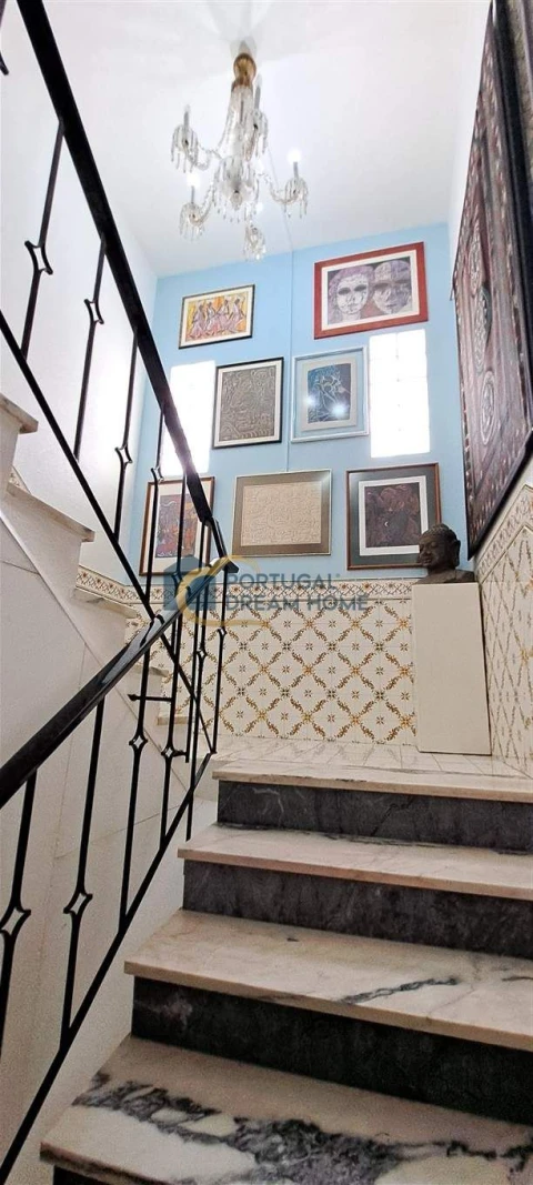 Moradia T7 para Venda em Ferragudo
