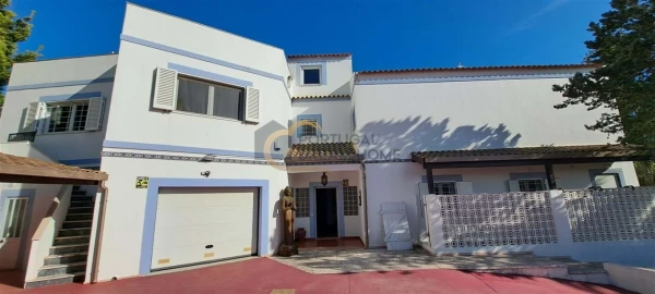 Moradia T7 para Venda em Ferragudo