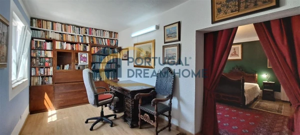 Moradia T7 para Venda em Ferragudo