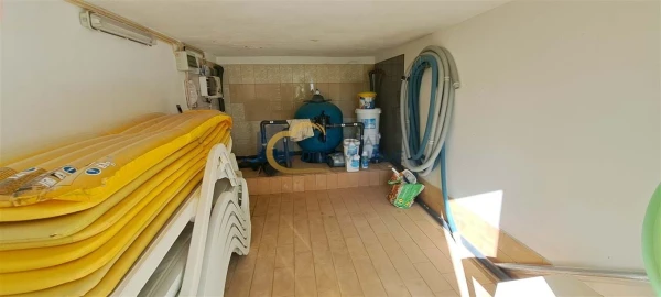 Moradia T7 para Venda em Ferragudo