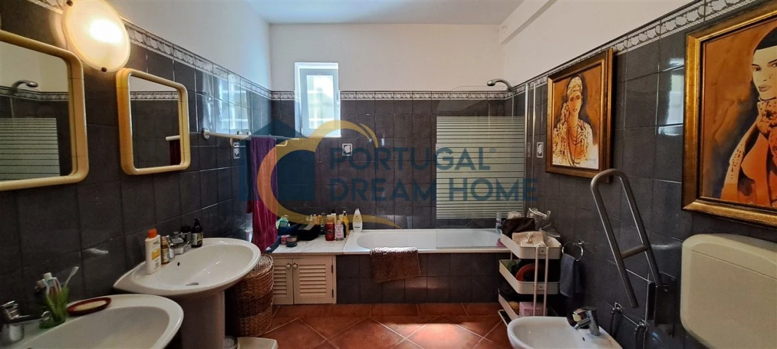 Moradia T7 para Venda em Ferragudo Foto 28