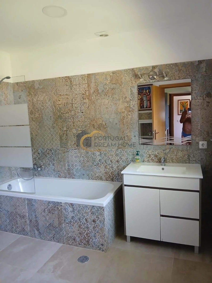 Moradia T7 para Venda em Ferragudo Foto 71