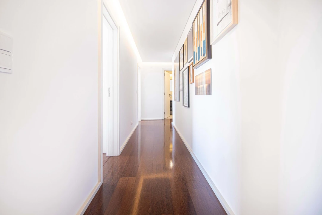 Apartamento T4 para Venda em Alvalade Foto 28