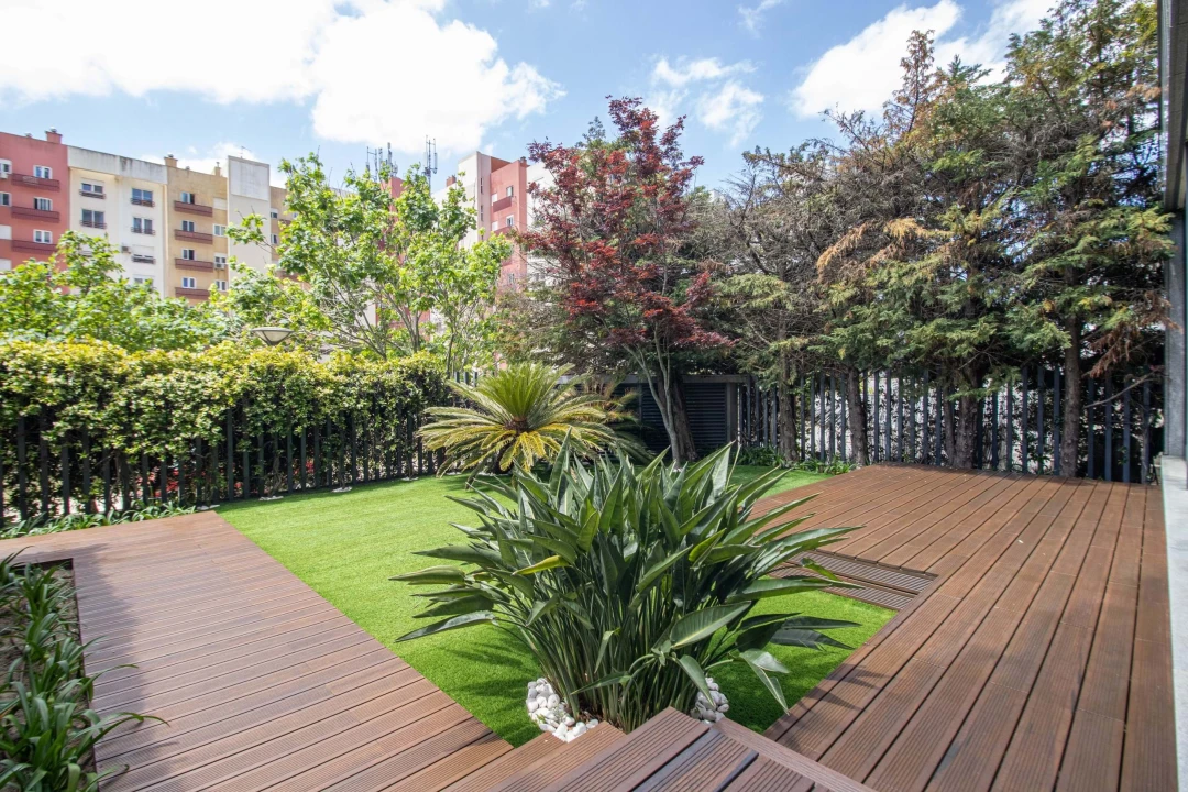 Apartamento T4 para Venda em Alvalade Foto 42