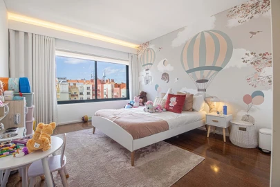 Apartamento T4 para Venda em Alvalade