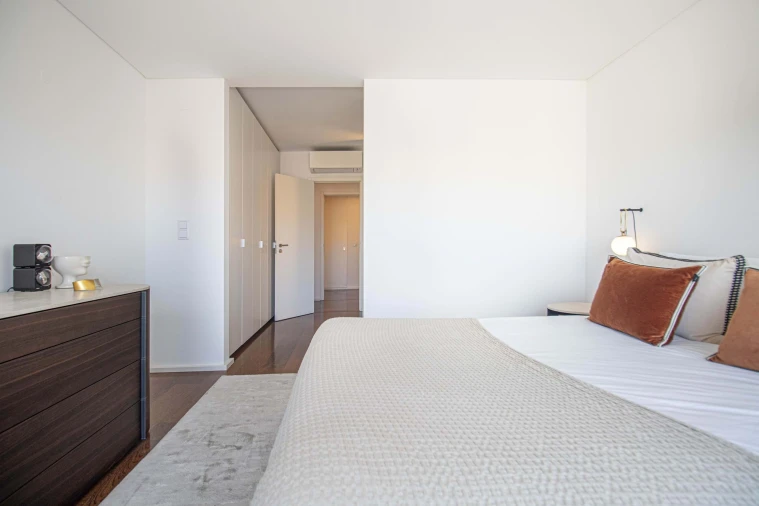 Apartamento T4 para Venda em Alvalade Foto 21
