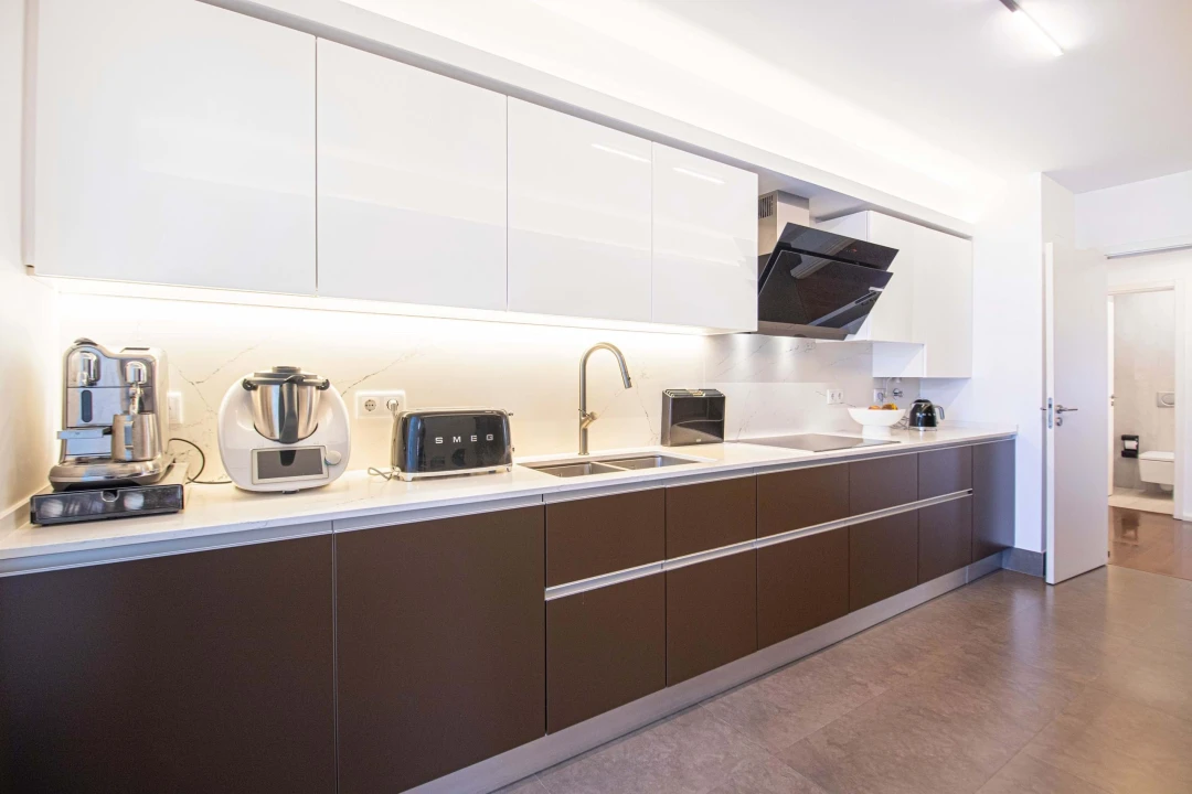 Apartamento T4 para Venda em Alvalade Foto 9