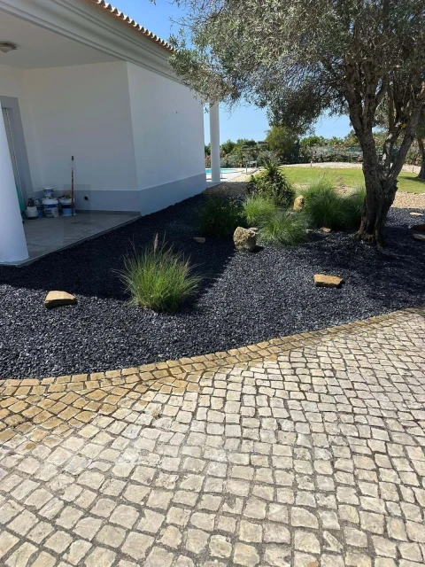 Moradia T4 para Venda em Loule (São Clemente)
