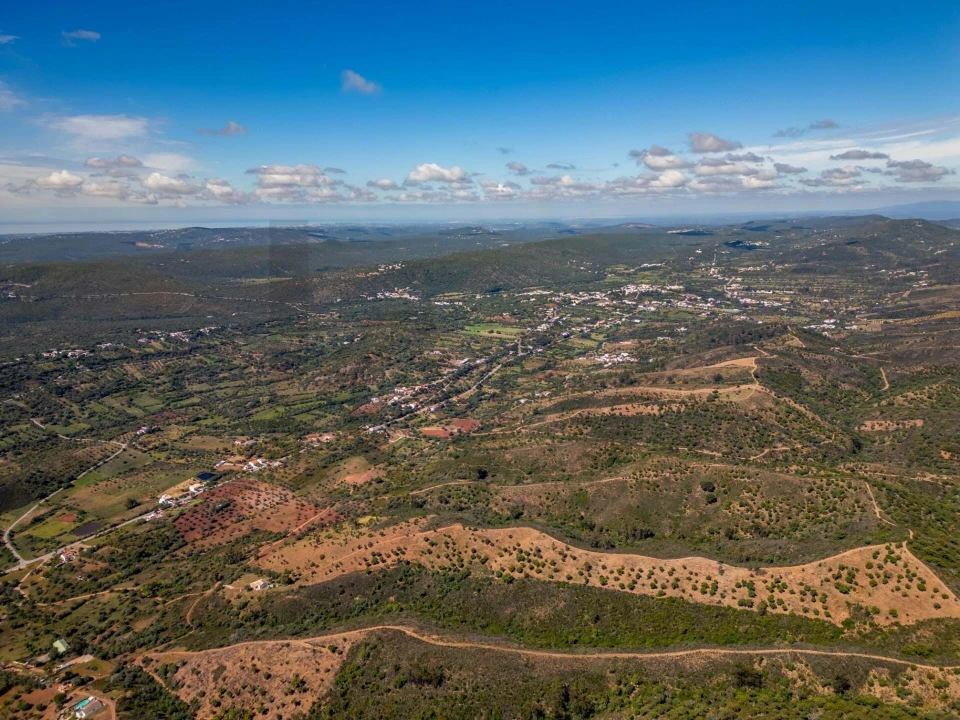 Terreno para Venda em Salir Foto 8