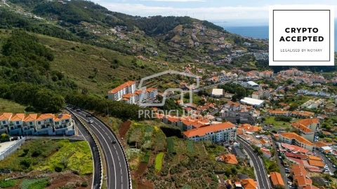 Terreno para Venda em Caniço