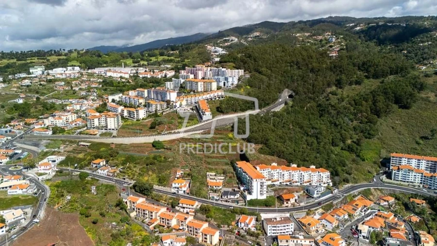 Terreno para Venda em Caniço Foto 7
