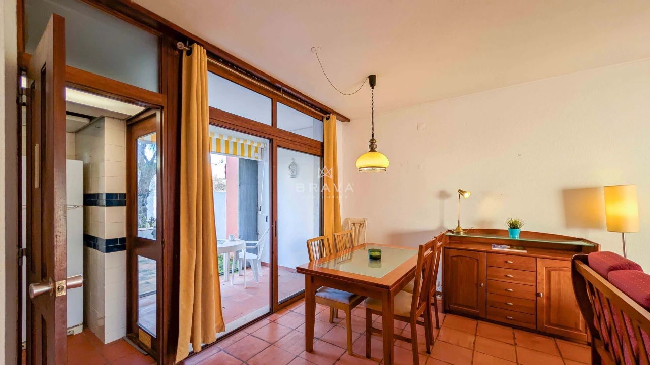 Apartamento T2 para Venda em Quarteira Foto 9