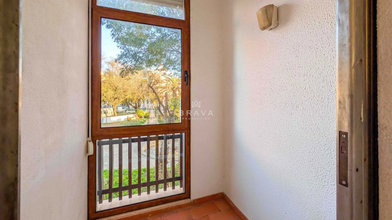 Apartamento T2 para Venda em Quarteira Foto 38