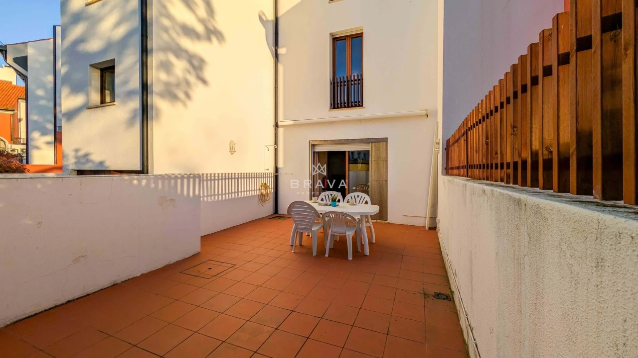 Apartamento T2 para Venda em Quarteira Foto 14