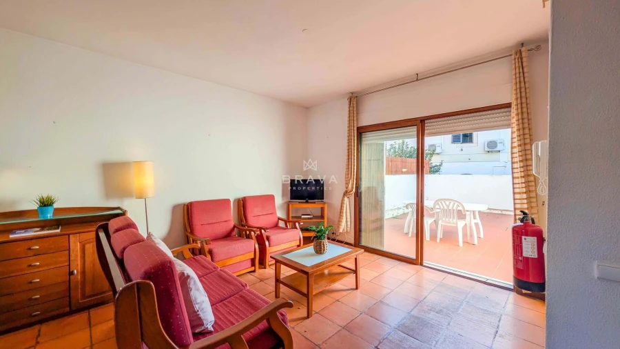 Apartamento T2 para Venda em Quarteira Foto 6