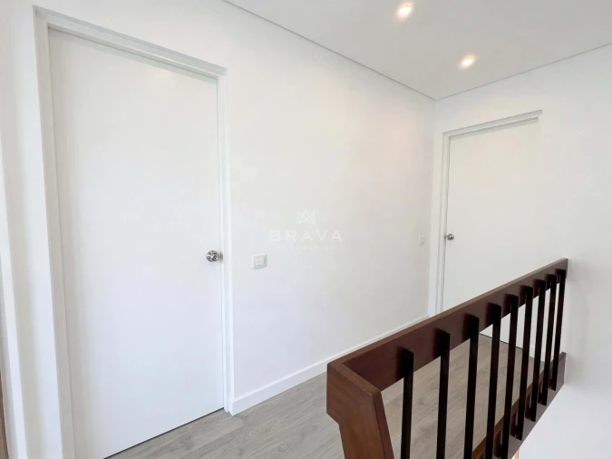 Apartamento T2 para Venda em Quarteira Foto 42