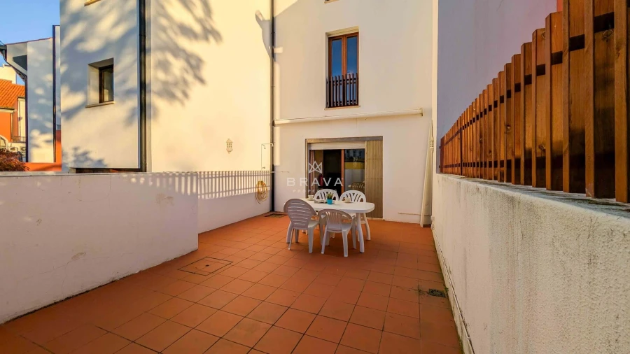 Apartamento T2 para Venda em Quarteira Foto 14