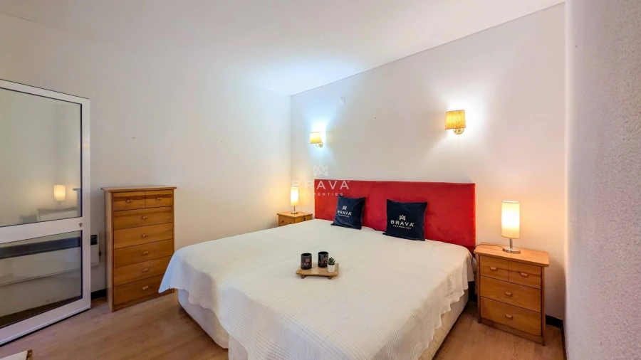 Apartamento T2 para Venda em Quarteira Foto 31