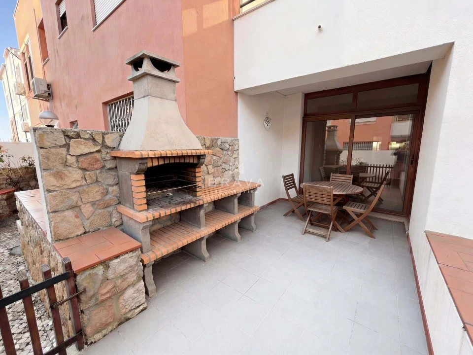 Apartamento T2 para Venda em Quarteira Foto 18
