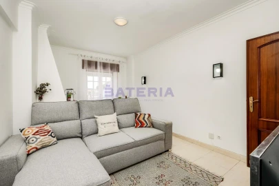 Apartamento T2 para Venda em Loures