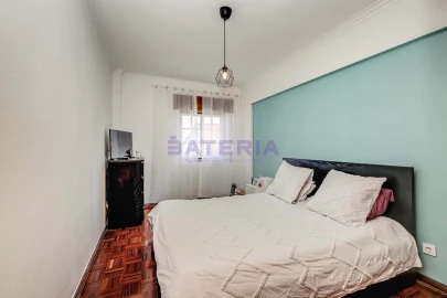 Apartamento T2 para Venda em Loures
