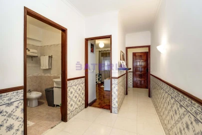 Apartamento T2 para Venda em Loures