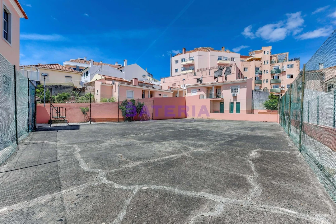 Apartamento T2 para Venda em Loures Foto 26