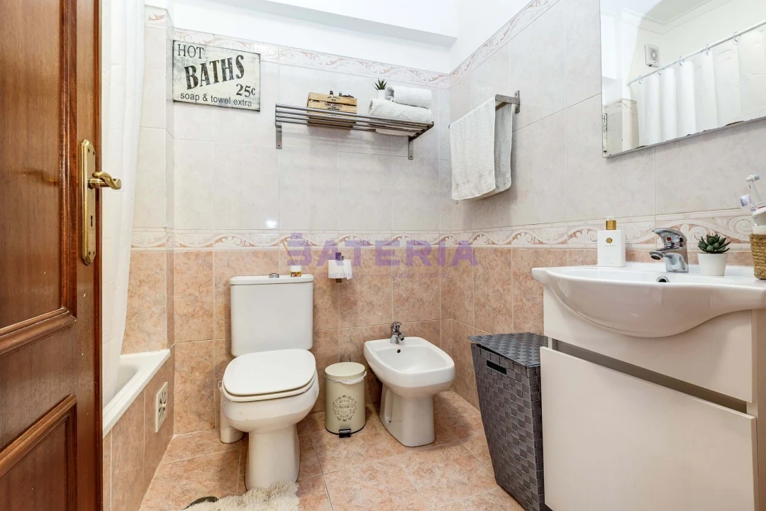 Apartamento T2 para Venda em Loures Foto 11