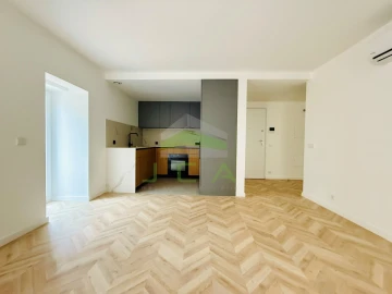 Apartamento T1 para Venda em Leiria, Pousos, Barreira e Cortes