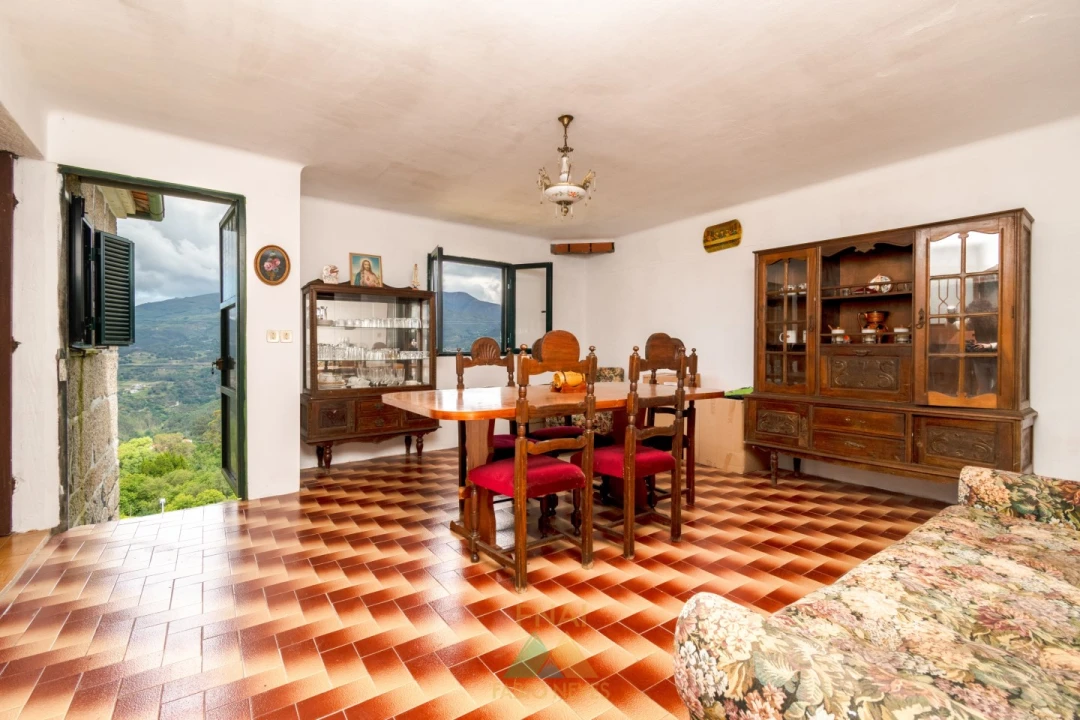 Moradia T3 para Venda em Britelo Foto 9