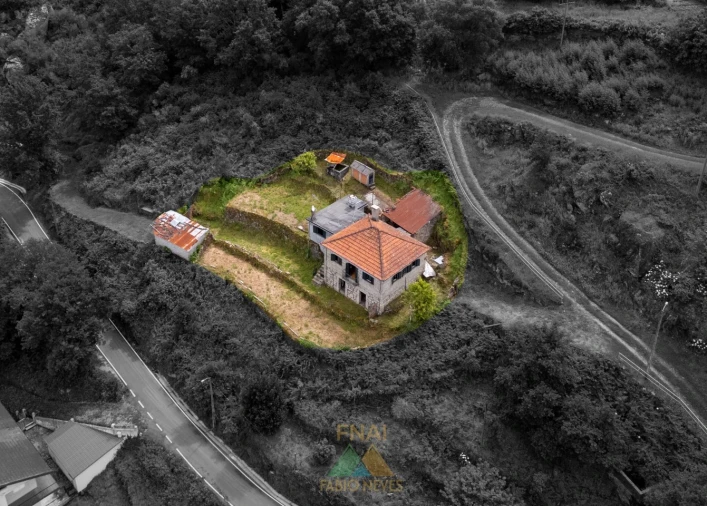 Moradia T3 para Venda em Britelo Foto 3