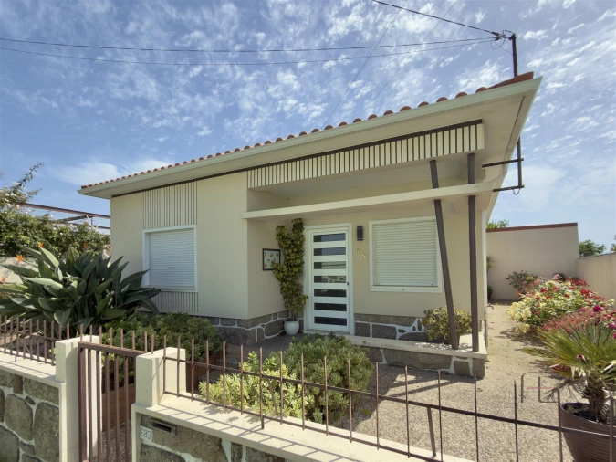 Moradia T2 para Venda em Vila Nova da Telha