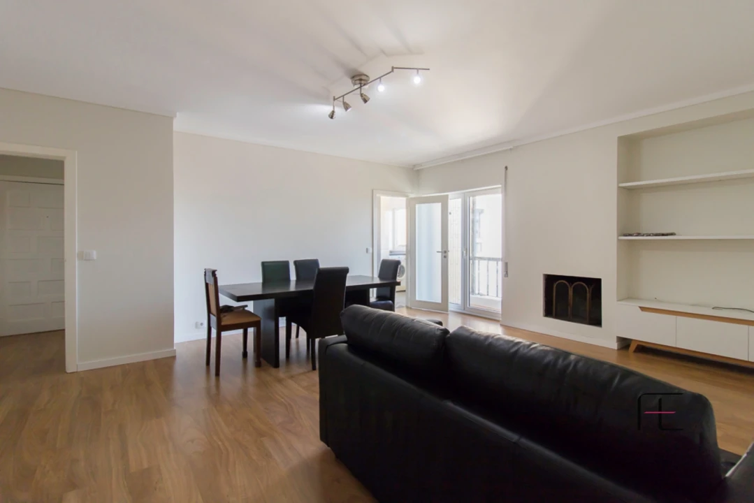 Apartamento T2 para Venda em Aradas Foto 5