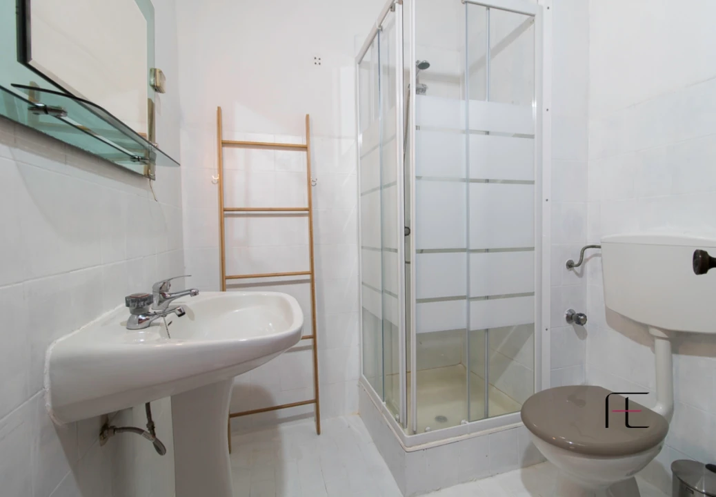 Apartamento T2 para Venda em Aradas Foto 10