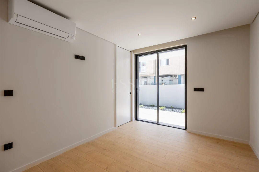 Apartamento T2 para Venda em Gondomar (São Cosme), Valbom e Jovim Foto 12