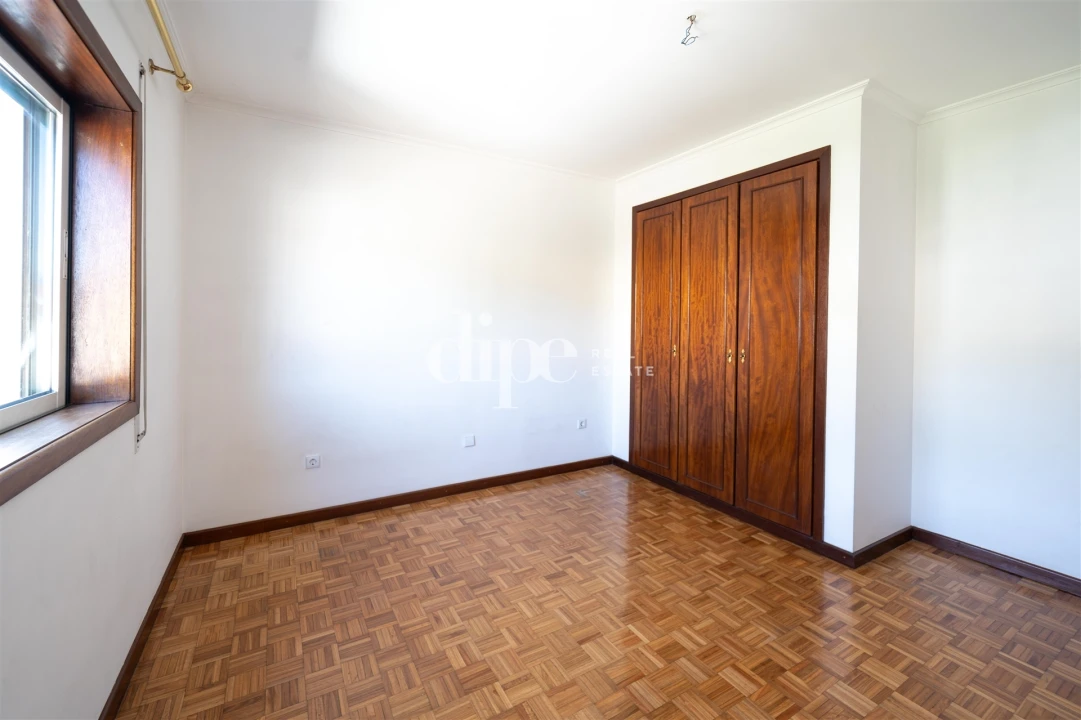 Moradia T3 para Arrendamento em Fermentões Foto 12