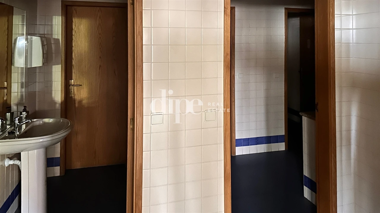 Armazém para Arrendamento em Polvoreira Foto 10