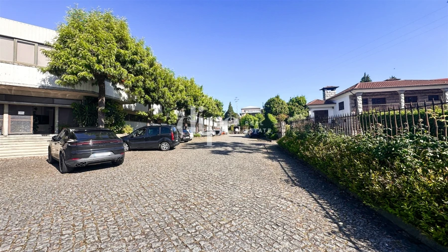 Armazém para Arrendamento em Polvoreira Foto 3