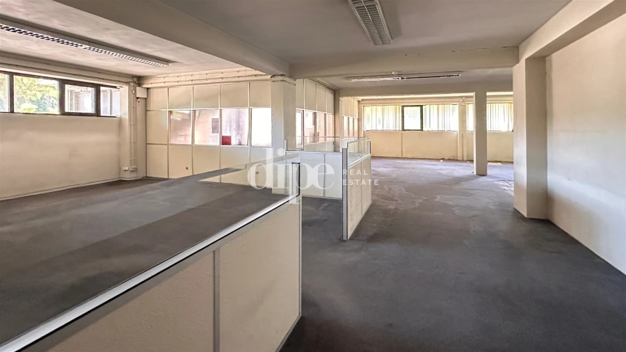 Armazém para Arrendamento em Polvoreira Foto 5