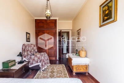 Apartamento T4 para Venda em Marvila, Ribeira Santarém, São Salvador, São Nicolau