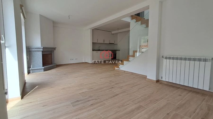 Moradia T4 para Venda em Sazes da Beira