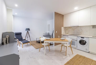 Apartamento T0 para Venda em Leiria, Pousos, Barreira e Cortes